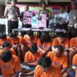 Disuruh Bapaknya Jual Sabu, Anak Kandung Ditangkap Polisi