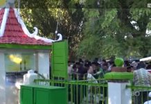Tradisi Nyadar, Ritual Penghormatan Petani Garam Digelar di Suasana Covid-19