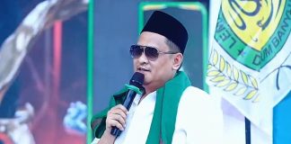 H. Her Gelontorkan Rp 500 Juta untuk Pengembangan Kampus IDB Pamekasan